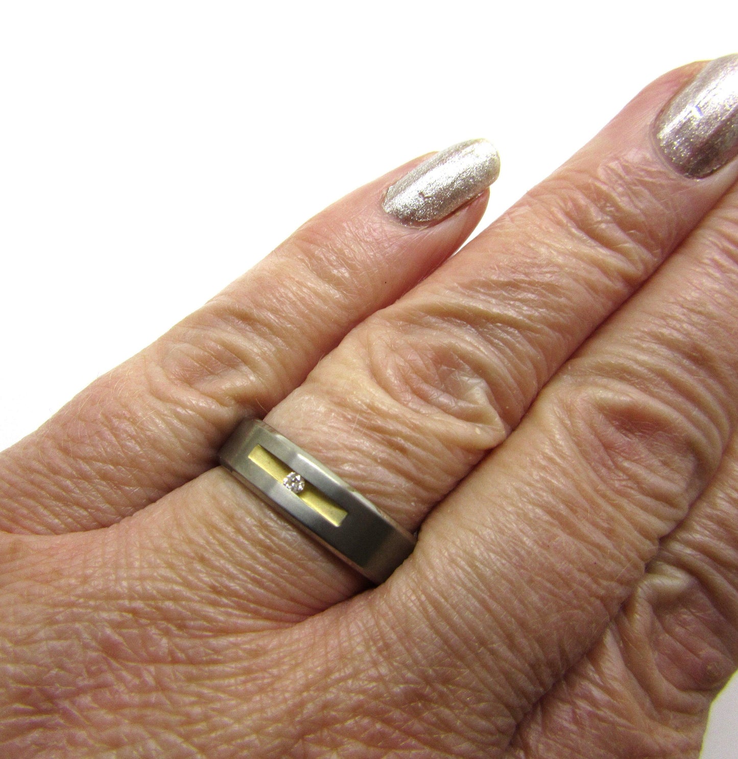 Boccia Two-tone Titanium Band with Single Channel-set .03pt Diamond - 0101-08